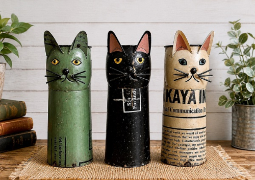 CAT VASES *NEW* AVAIL DEC 2026